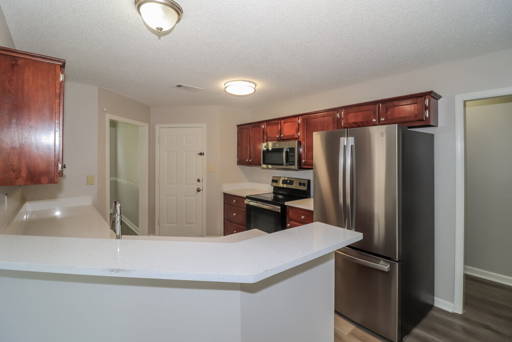 Building Photo - 8891 Hidden Springs Cove