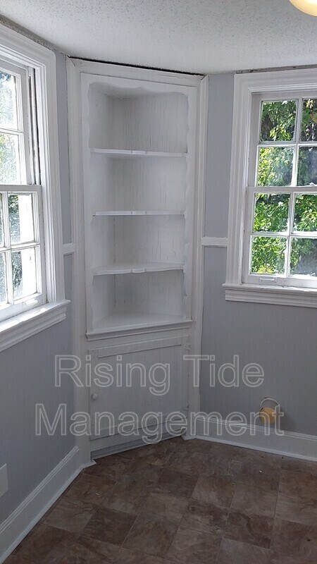 Building Photo - 4404 Avenue M