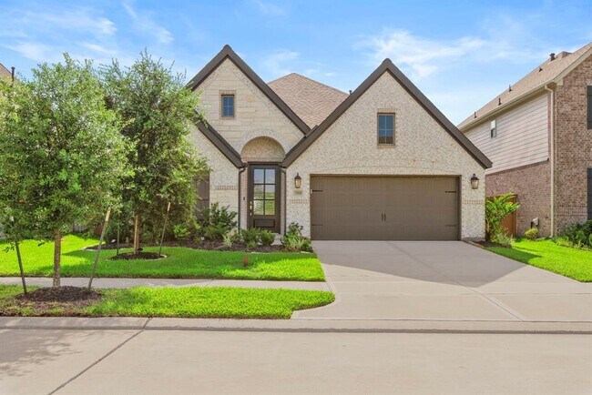 Building Photo - 15818 Weston Ridge Dr