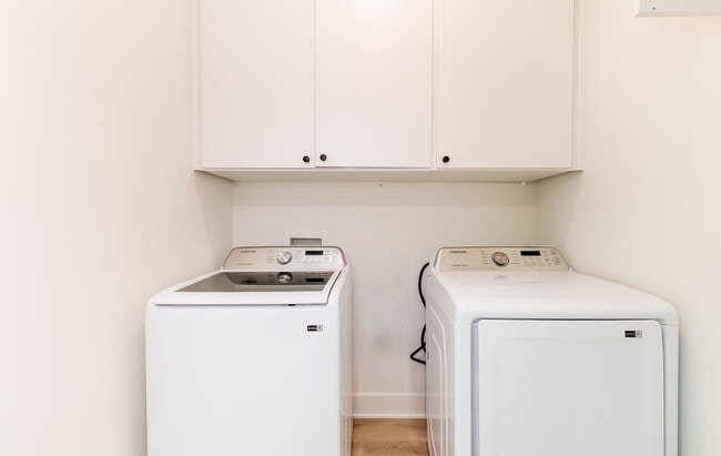 Building Photo - Do Not Miss this Beautiful piece of property.