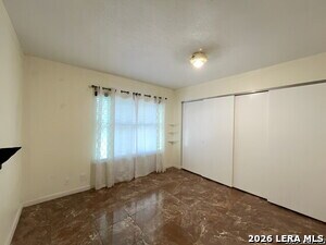 Building Photo - 4210 Sunrise Cove Dr