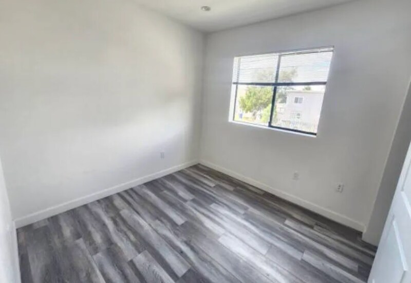 Building Photo - 6824 Ben Ave