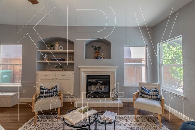 Building Photo - 6221 Crestview Cir