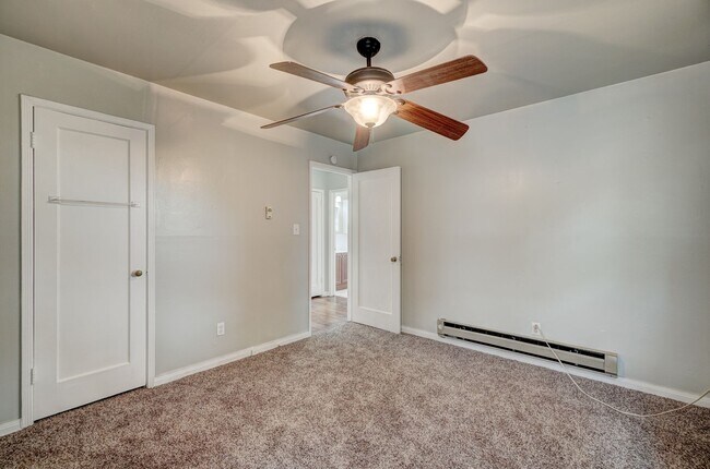 Building Photo - 2 Bed 1 Bath Duplex in MWC