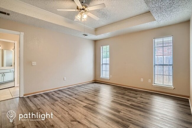 Building Photo - 4948 Wolf Creek Trail, Flower Mound, TX, 7...