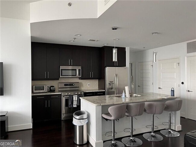 Primary Photo - 1080 Peachtree St NE