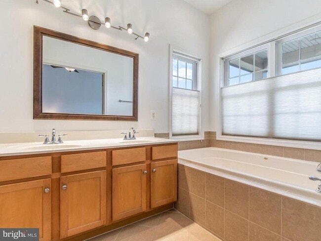 Building Photo - 25813 Mews Terrace