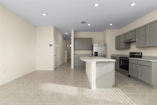 Building Photo - 2206 Tay Wes Dr