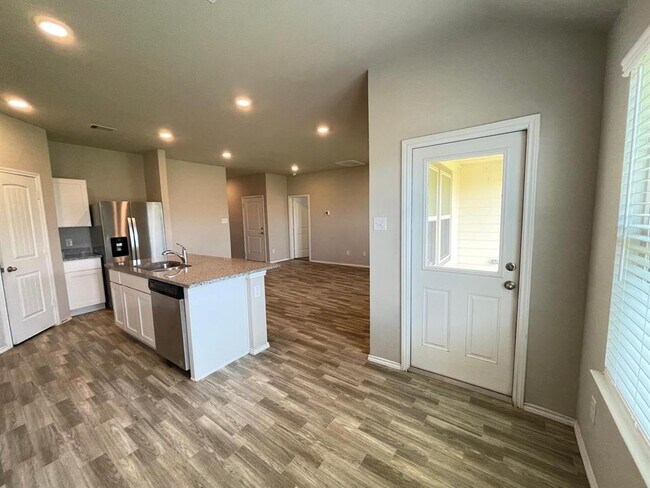 Building Photo - 221 Pecos Dr