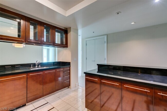 Building Photo - 2700 Las Vegas Blvd S