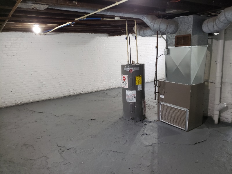 Building Photo - 2120 Fern Ct