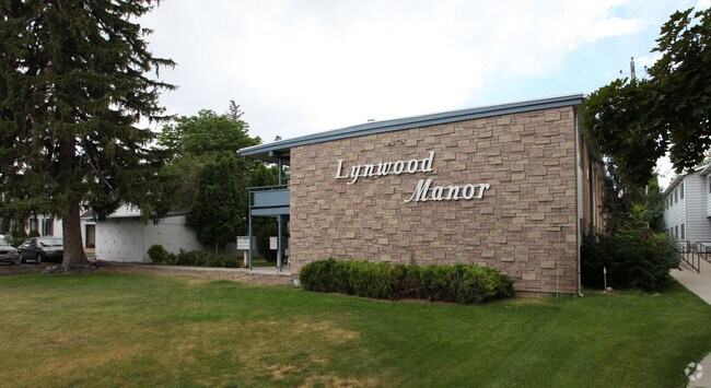 Primary Photo - Lynwood Manor Apartments