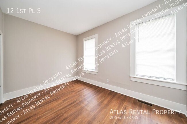 Building Photo - 12 1st Pl S