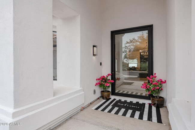 Building Photo - 8156 E Questa Rd