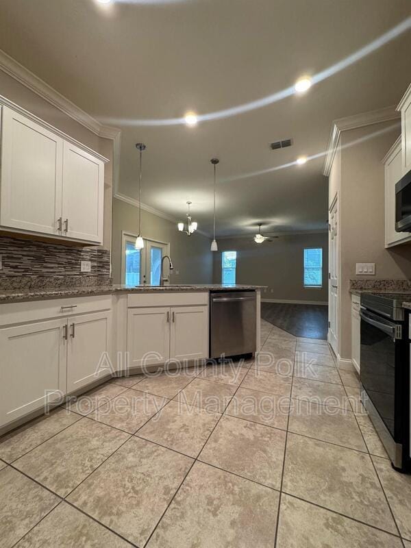 Building Photo - 272 Walkers Point Dr