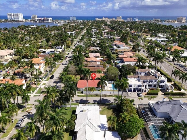 Building Photo - 1070 Tyler St