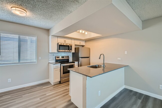 A3 Renovated - 1 Bed 1 Bath - Rise Midtown