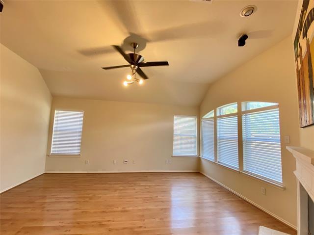 Building Photo - 1420 Hudspeth Dr