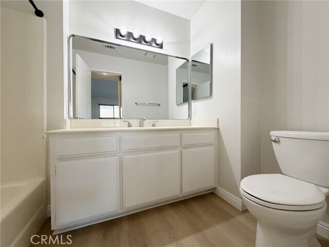Building Photo - 73 Goldenrod