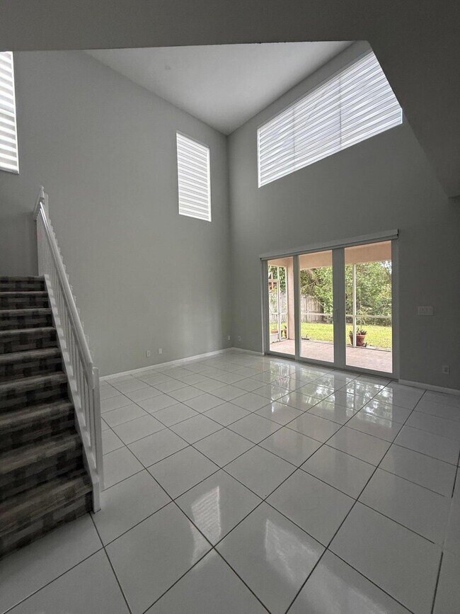 Building Photo - 15258 SW 51st St