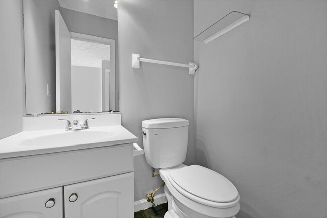 Building Photo - 1880 Billingsley Rd