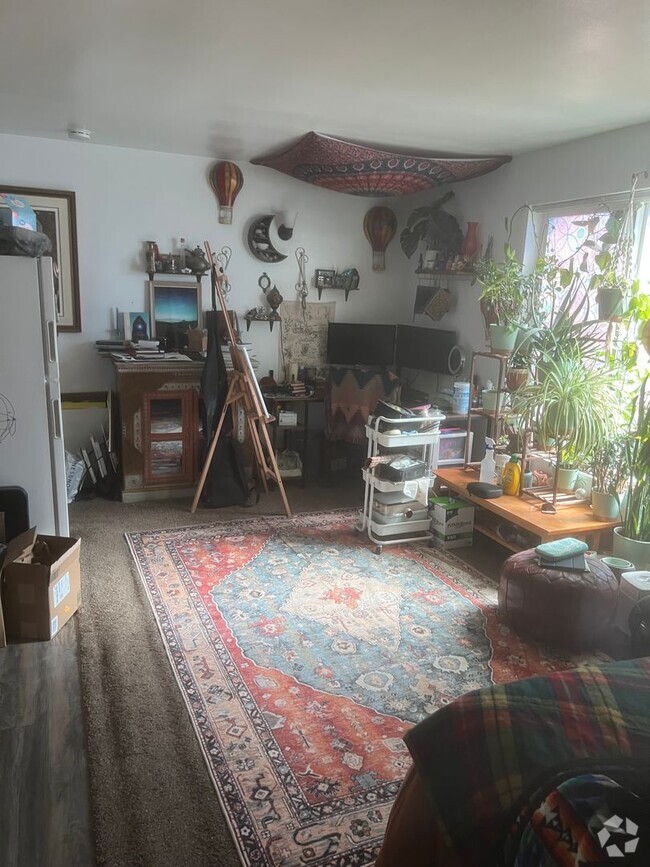 Building Photo - 1 bed/1 bath