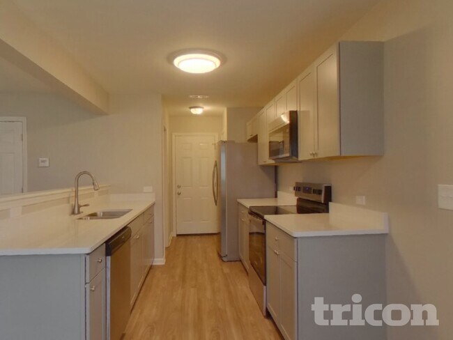 Building Photo - 149 Hidden Lakes Rd