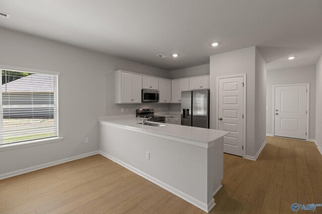 Building Photo - 102 Border Collie Dr