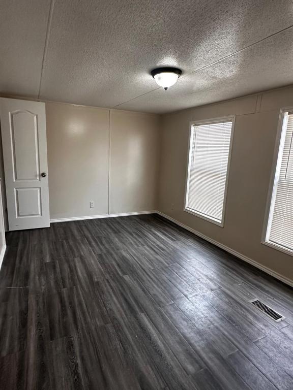 Building Photo - 2709 Xalapa St