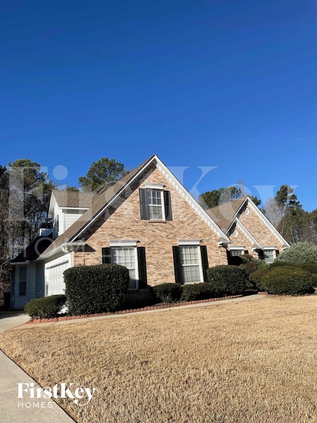 Building Photo - 143 Danube Tr