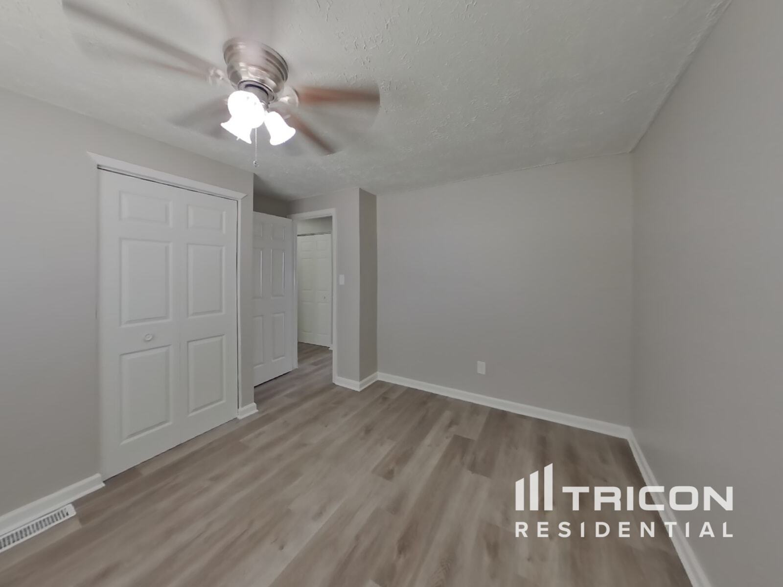 Building Photo - 1327 Dogwood Ct