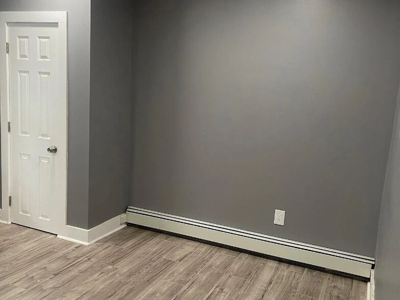 Building Photo - 35 Lincoln Pl