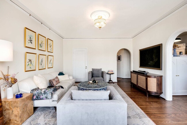 Building Photo - 3689 Fillmore St