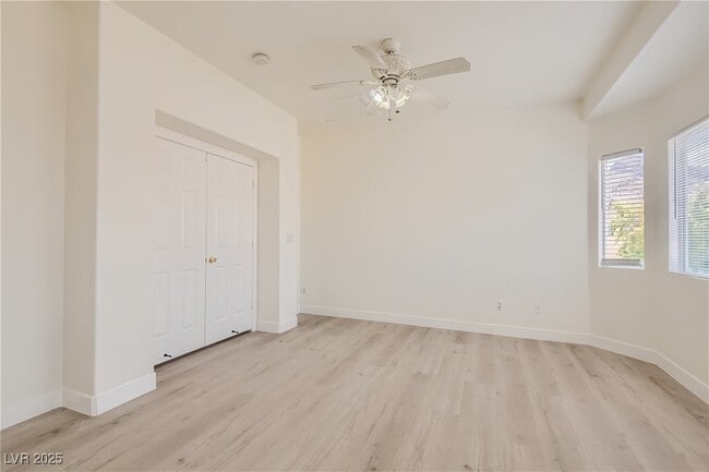 Building Photo - 10372 Turning Leaf Ave