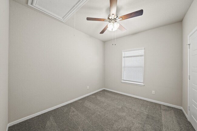 Building Photo - 15008 Alkay St