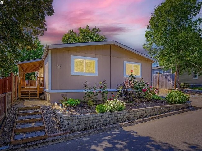 Primary Photo - 13620 SW Beef Bend Rd