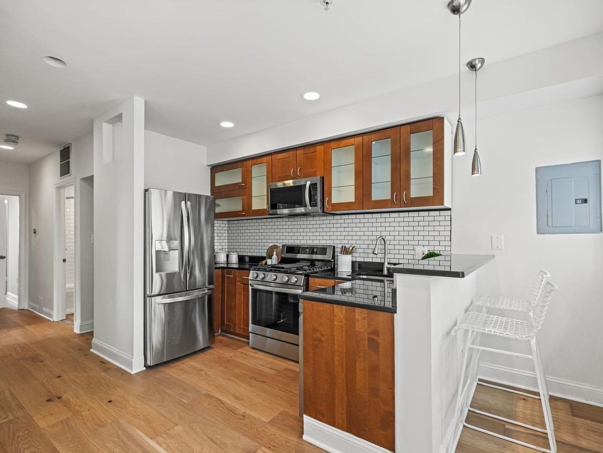 Building Photo - 115 Rhode Island Ave NW