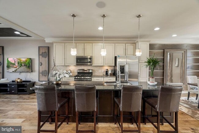 Building Photo - 22595 Willington Square