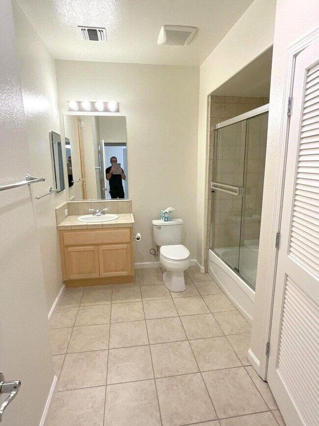 Building Photo - Gorgeous Corner Condo at The Terraces in Dublin Ranch Village!!