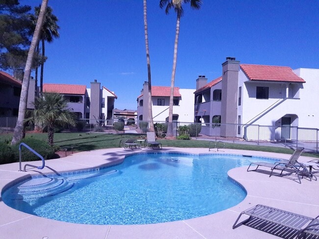 Building Photo - 1412 Bass Dr