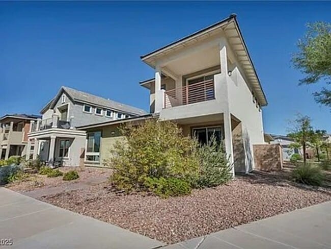 Building Photo - Luxury Rental | Premium Corner Lot | Strip Views