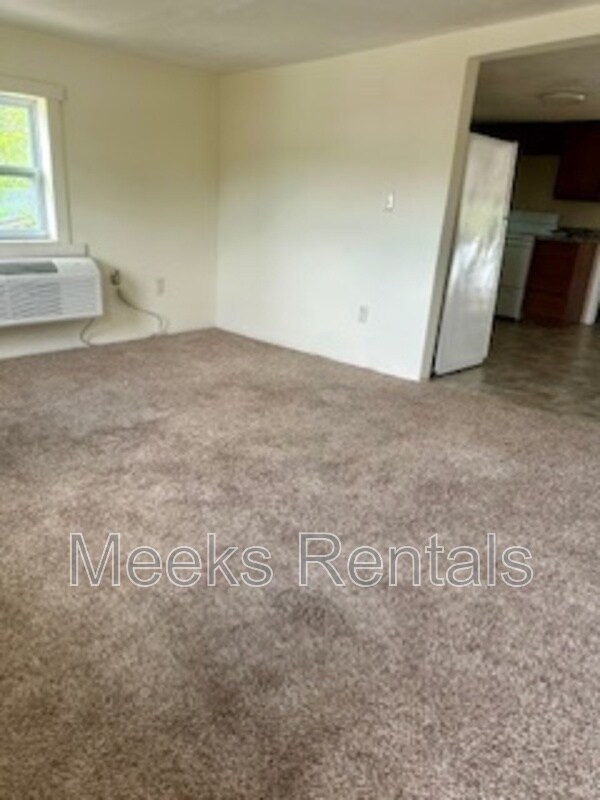 Building Photo - 1430 Charleston Rd