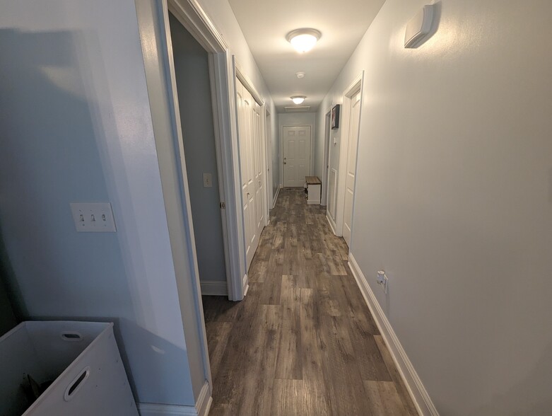 Hallway - 1224 Frazier Dr