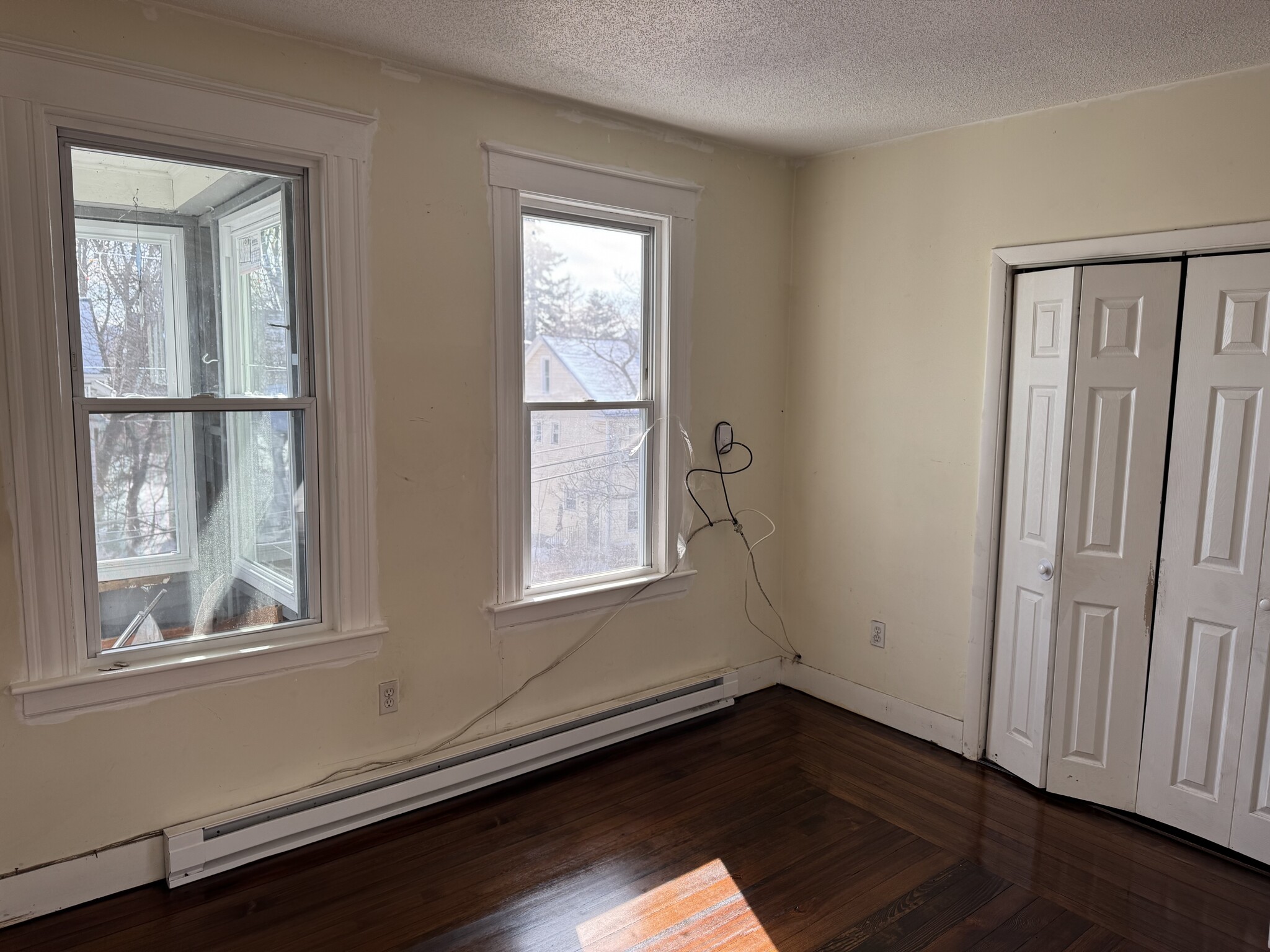 Unit 3 bedroom - 128 Pleasant St