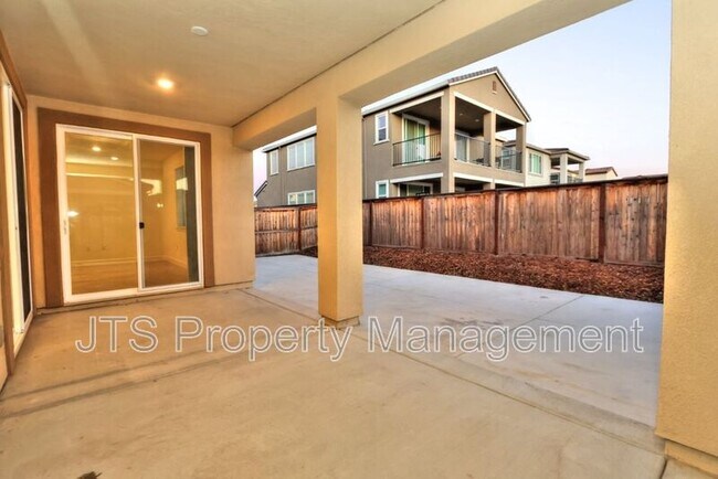 Building Photo - 3606 Nuestra Ave