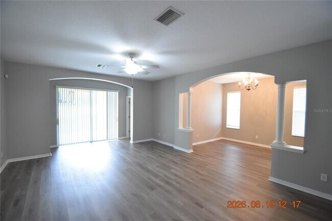 Building Photo - 644 Chesney Dr