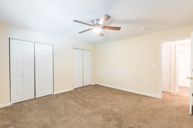 Building Photo - 990 Sexton Dr