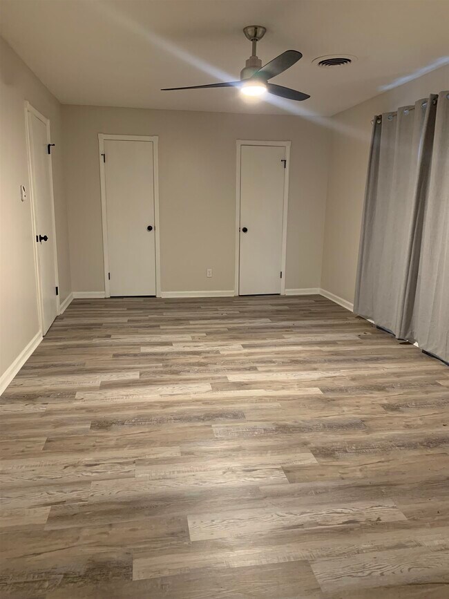 Building Photo - 2349 Ridgeland St