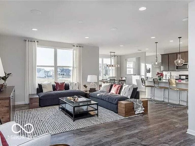 Building Photo - 4894 Oak Hl Dr