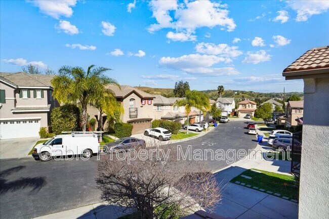 Building Photo - 30343 W Cedar Oak Ln